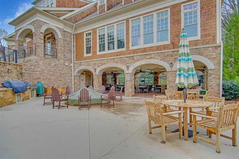 200 River Vista Drive Unit 433, Atlanta, Georgia 30339, 2 Bedrooms Bedrooms, ,2 BathroomsBathrooms,Residential,Sold,200 River Vista Drive Unit 433,6095079