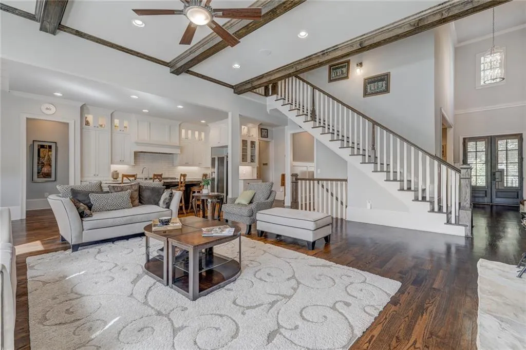 535 Belada Boulevard, Sandy Springs, Georgia 30342, 6 Bedrooms Bedrooms, ,6 BathroomsBathrooms,Residential,Sold,535 Belada Boulevard,6835258