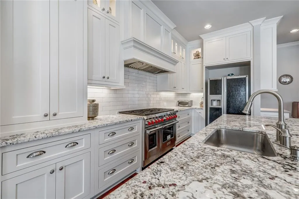 535 Belada Boulevard, Sandy Springs, Georgia 30342, 6 Bedrooms Bedrooms, ,6 BathroomsBathrooms,Residential,Sold,535 Belada Boulevard,6835258