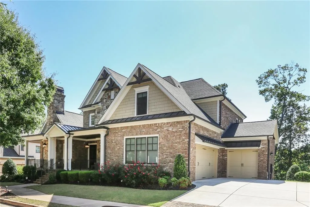 535 Belada Boulevard, Sandy Springs, Georgia 30342, 6 Bedrooms Bedrooms, ,6 BathroomsBathrooms,Residential,Sold,535 Belada Boulevard,6835258