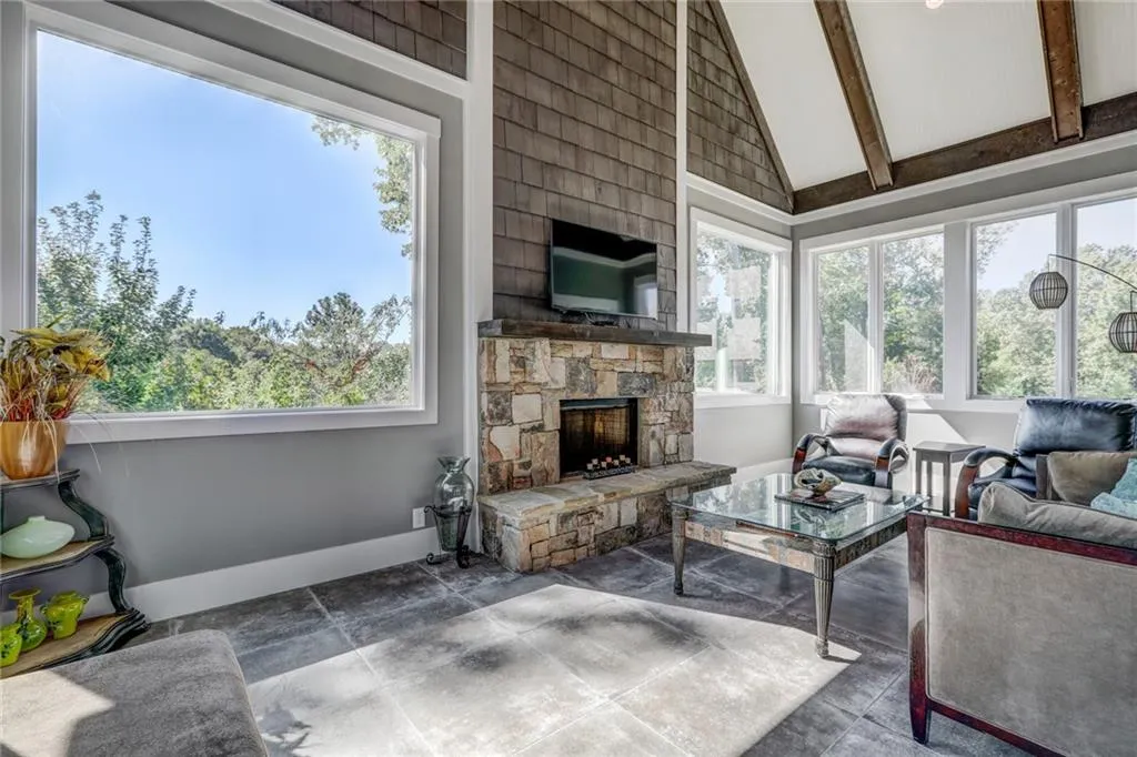535 Belada Boulevard, Sandy Springs, Georgia 30342, 6 Bedrooms Bedrooms, ,6 BathroomsBathrooms,Residential,Sold,535 Belada Boulevard,6835258