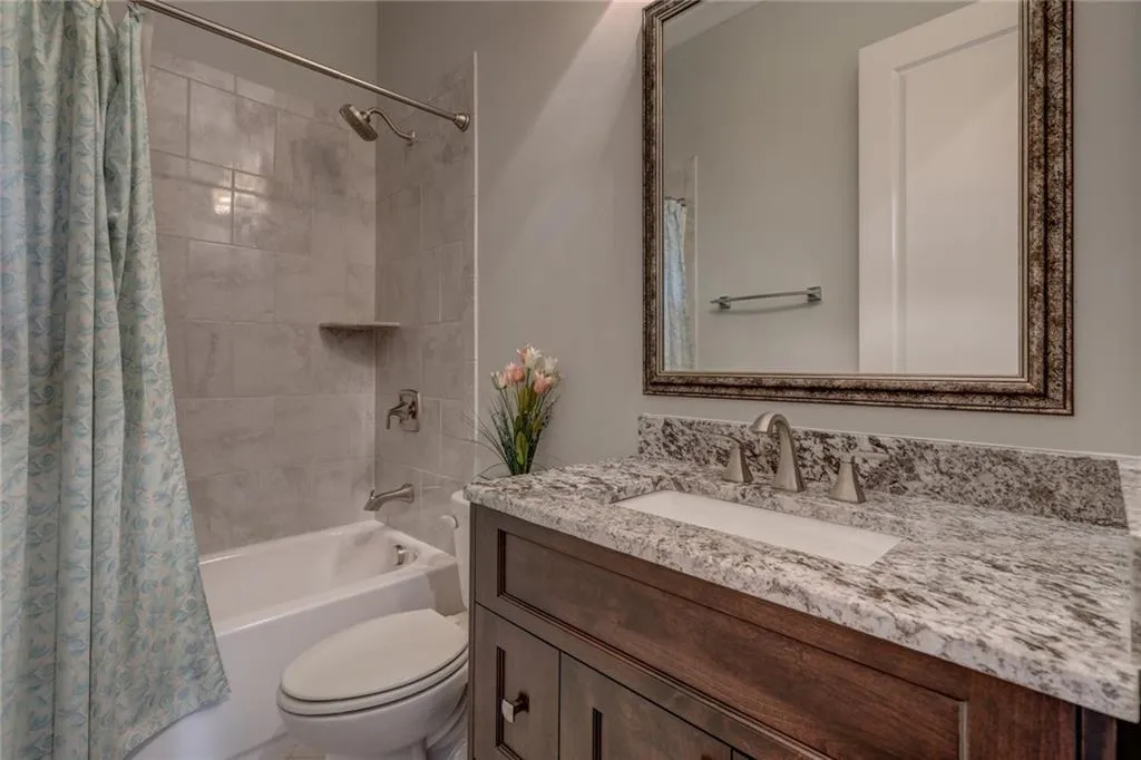 535 Belada Boulevard, Sandy Springs, Georgia 30342, 6 Bedrooms Bedrooms, ,6 BathroomsBathrooms,Residential,Sold,535 Belada Boulevard,6835258