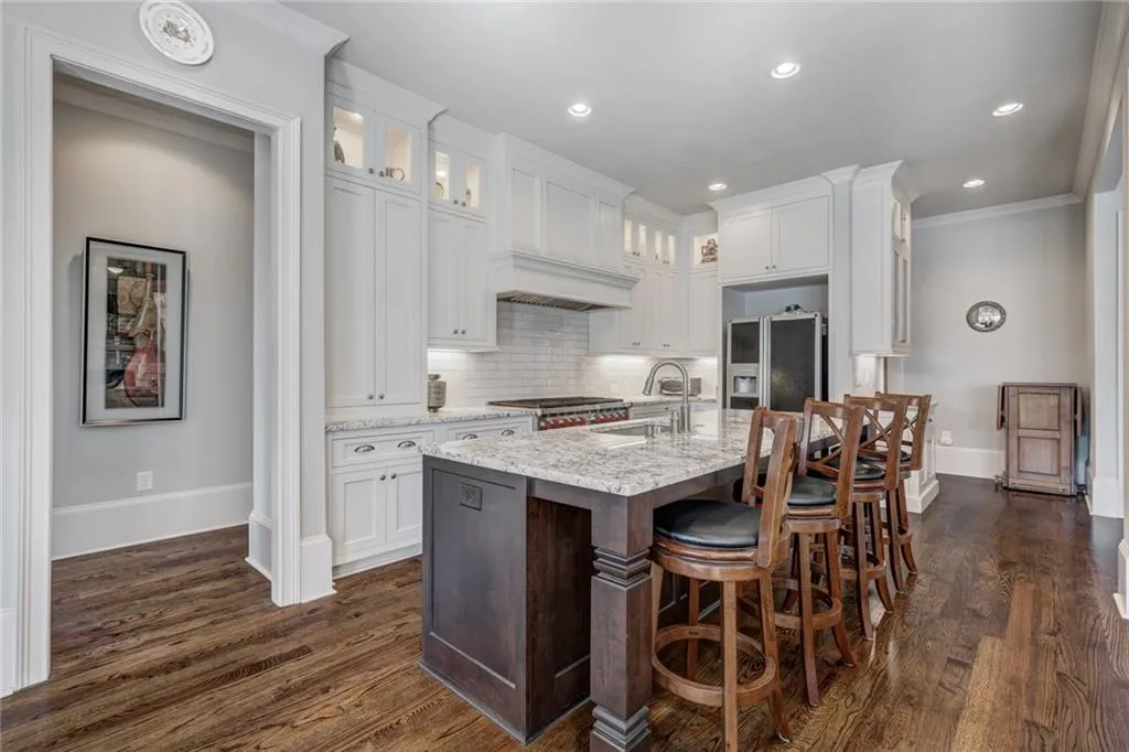 535 Belada Boulevard, Sandy Springs, Georgia 30342, 6 Bedrooms Bedrooms, ,6 BathroomsBathrooms,Residential,Sold,535 Belada Boulevard,6835258