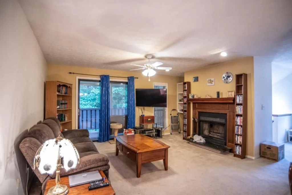 809 Woodcliff Drive, Sandy Springs, Georgia 30350, 2 Bedrooms Bedrooms, ,1 BathroomBathrooms,Residential,Sold,809 Woodcliff Drive,6949766