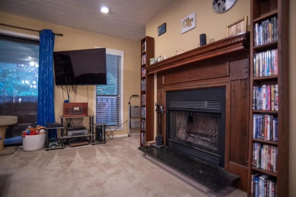 809 Woodcliff Drive, Sandy Springs, Georgia 30350, 2 Bedrooms Bedrooms, ,1 BathroomBathrooms,Residential,Sold,809 Woodcliff Drive,6949766