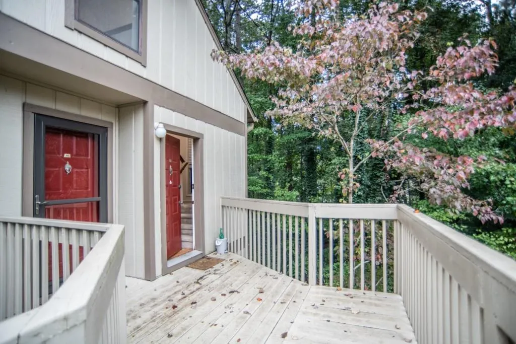 809 Woodcliff Drive, Sandy Springs, Georgia 30350, 2 Bedrooms Bedrooms, ,1 BathroomBathrooms,Residential,Sold,809 Woodcliff Drive,6949766