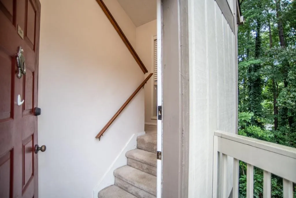 809 Woodcliff Drive, Sandy Springs, Georgia 30350, 2 Bedrooms Bedrooms, ,1 BathroomBathrooms,Residential,Sold,809 Woodcliff Drive,6949766