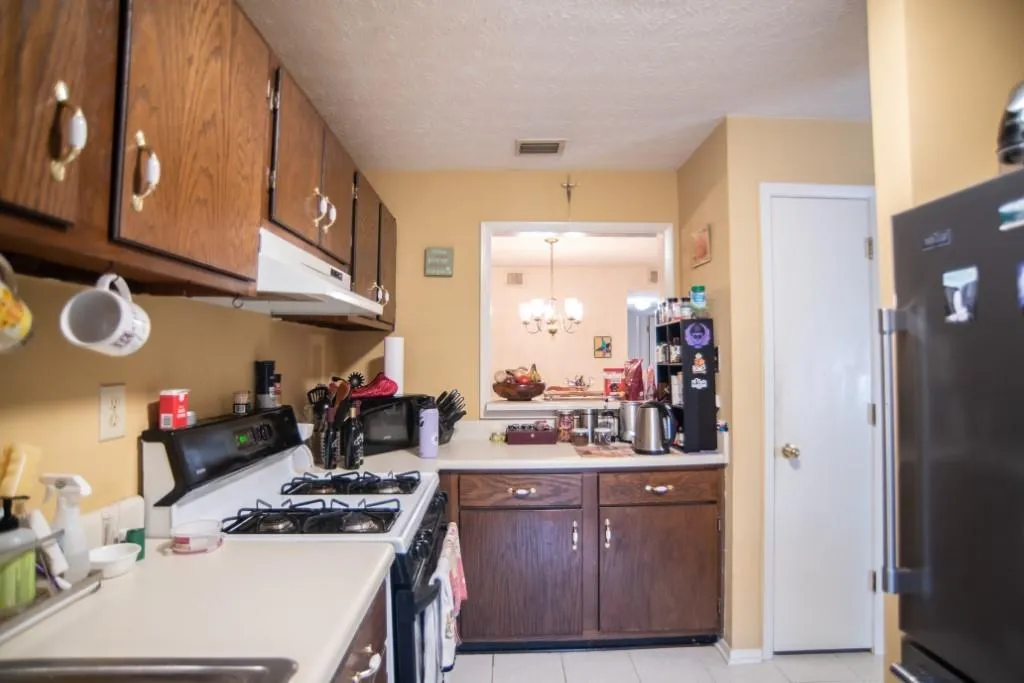 809 Woodcliff Drive, Sandy Springs, Georgia 30350, 2 Bedrooms Bedrooms, ,1 BathroomBathrooms,Residential,Sold,809 Woodcliff Drive,6949766