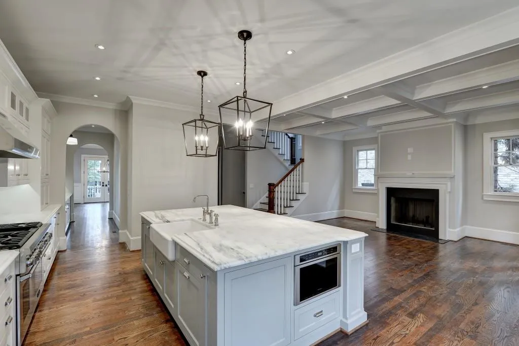 331 Peachtree Avenue Ne, Atlanta, Georgia 30305, 5 Bedrooms Bedrooms, ,4 BathroomsBathrooms,Residential,Sold,331 Peachtree Avenue Ne,5635765