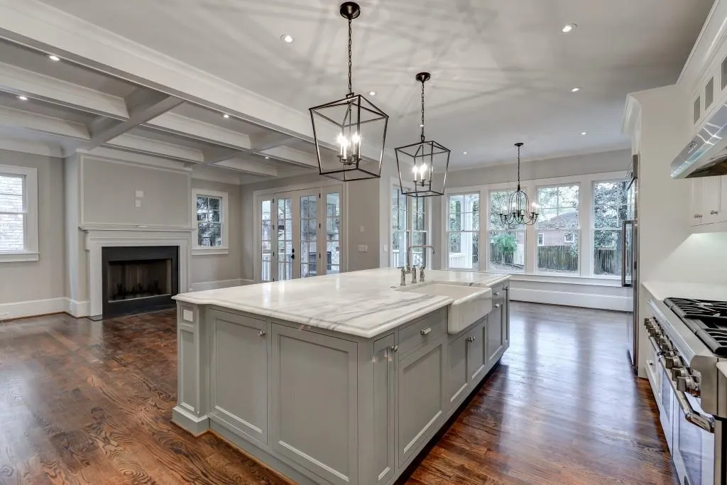 331 Peachtree Avenue Ne, Atlanta, Georgia 30305, 5 Bedrooms Bedrooms, ,4 BathroomsBathrooms,Residential,Sold,331 Peachtree Avenue Ne,5635765