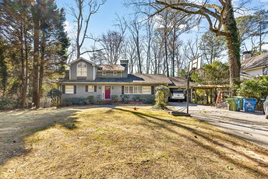410 Hillside Drive Nw, Atlanta, Georgia 30342, 3 Bedrooms Bedrooms, 0 ,4 BathroomsBathrooms,Residential,Sold,410 Hillside Drive Nw,7730438