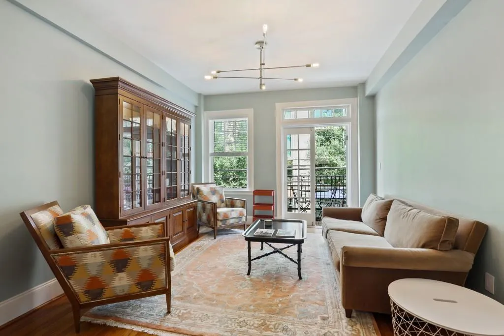 908 Juniper Street Ne Unit 205, Atlanta, Georgia 30309, 2 Bedrooms Bedrooms, ,1 BathroomBathrooms,Residential,Sold,908 Juniper Street Ne Unit 205,6034900