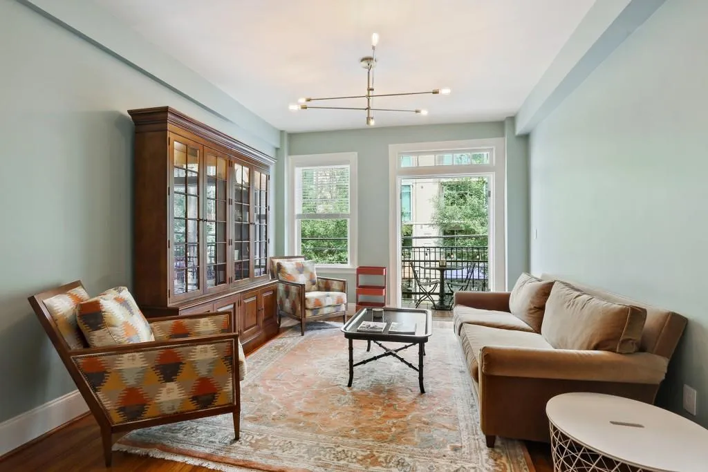 908 Juniper Street Ne Unit 205, Atlanta, Georgia 30309, 2 Bedrooms Bedrooms, ,1 BathroomBathrooms,Residential,Sold,908 Juniper Street Ne Unit 205,6034900