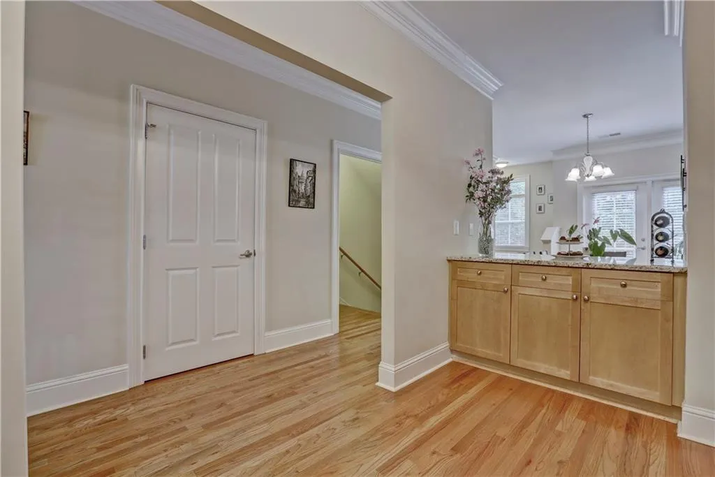 5580 Glenridge Park Unit 5580, Atlanta, Georgia 30342, 2 Bedrooms Bedrooms, ,2 BathroomsBathrooms,Residential,Sold,5580 Glenridge Park Unit 5580,5866989