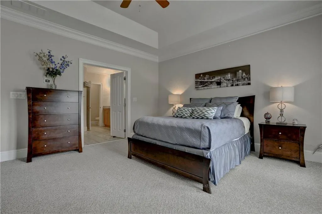 5580 Glenridge Park Unit 5580, Atlanta, Georgia 30342, 2 Bedrooms Bedrooms, ,2 BathroomsBathrooms,Residential,Sold,5580 Glenridge Park Unit 5580,5866989