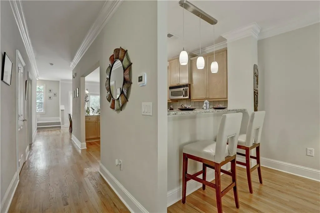 5580 Glenridge Park Unit 5580, Atlanta, Georgia 30342, 2 Bedrooms Bedrooms, ,2 BathroomsBathrooms,Residential,Sold,5580 Glenridge Park Unit 5580,5866989