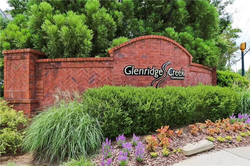 5580 Glenridge Park Unit 5580, Atlanta, Georgia 30342, 2 Bedrooms Bedrooms, ,2 BathroomsBathrooms,Residential,Sold,5580 Glenridge Park Unit 5580,5866989