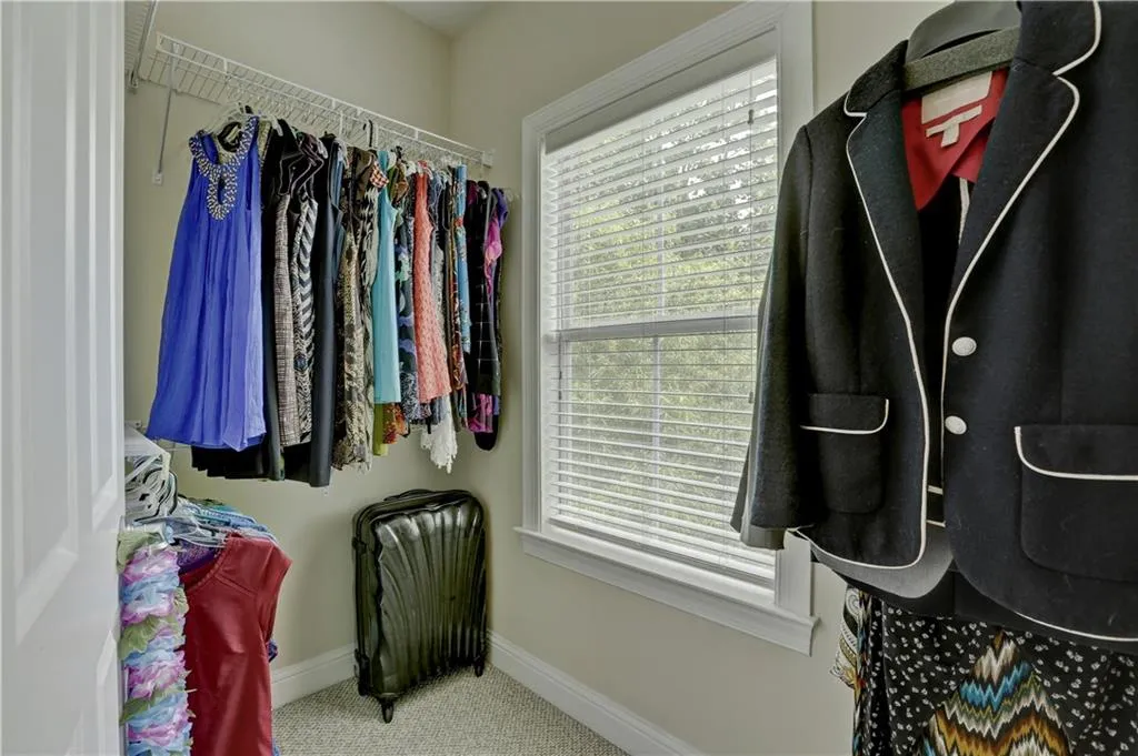 5580 Glenridge Park Unit 5580, Atlanta, Georgia 30342, 2 Bedrooms Bedrooms, ,2 BathroomsBathrooms,Residential,Sold,5580 Glenridge Park Unit 5580,5866989