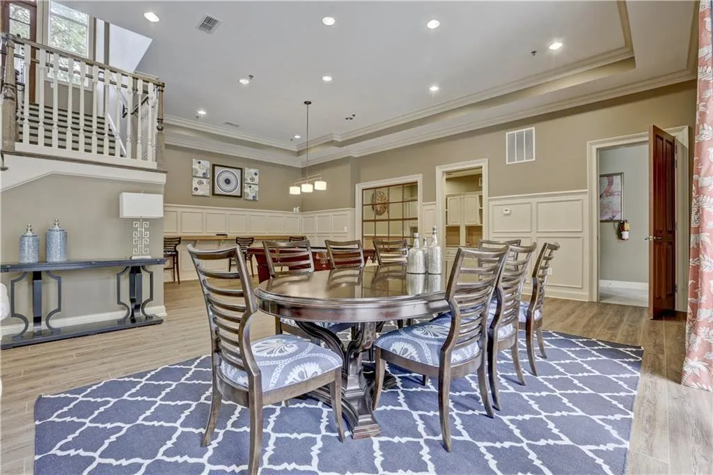 5580 Glenridge Park Unit 5580, Atlanta, Georgia 30342, 2 Bedrooms Bedrooms, ,2 BathroomsBathrooms,Residential,Sold,5580 Glenridge Park Unit 5580,5866989