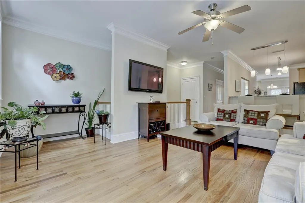 5580 Glenridge Park Unit 5580, Atlanta, Georgia 30342, 2 Bedrooms Bedrooms, ,2 BathroomsBathrooms,Residential,Sold,5580 Glenridge Park Unit 5580,5866989