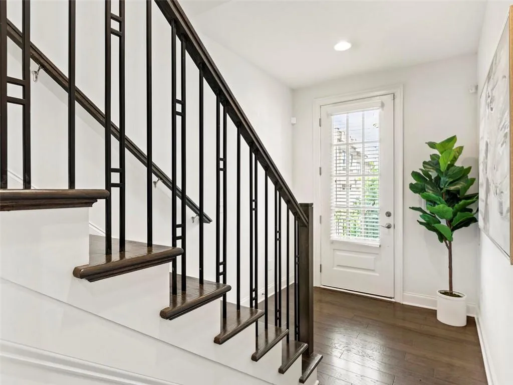 6637 Cadence Boulevard, Atlanta, Georgia 30328, 4 Bedrooms Bedrooms, ,4 BathroomsBathrooms,Residential,Sold,6637 Cadence Boulevard,7050117