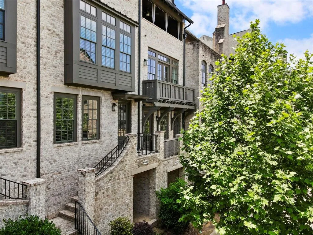 6637 Cadence Boulevard, Atlanta, Georgia 30328, 4 Bedrooms Bedrooms, ,4 BathroomsBathrooms,Residential,Sold,6637 Cadence Boulevard,7050117