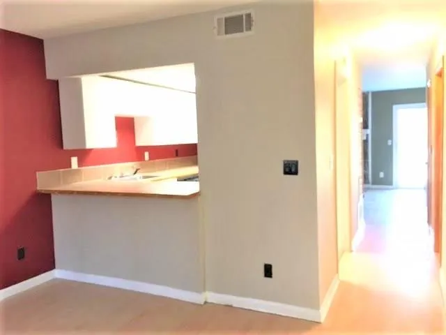 559 Northridge Crossing Drive, Sandy Springs, Georgia 30350, 3 Bedrooms Bedrooms, ,3 BathroomsBathrooms,Residential,Sold,559 Northridge Crossing Drive,5831445