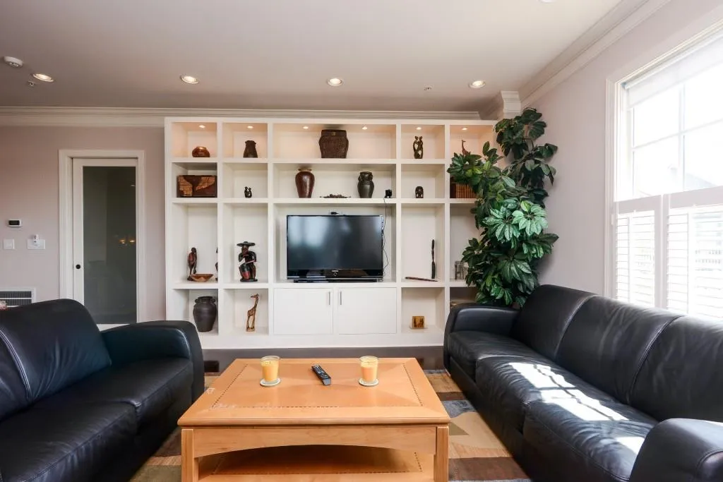 6060 City Walk Lane Unit 302, Atlanta, Georgia 30328, 3 Bedrooms Bedrooms, ,3 BathroomsBathrooms,Residential,Sold,6060 City Walk Lane Unit 302,5690149