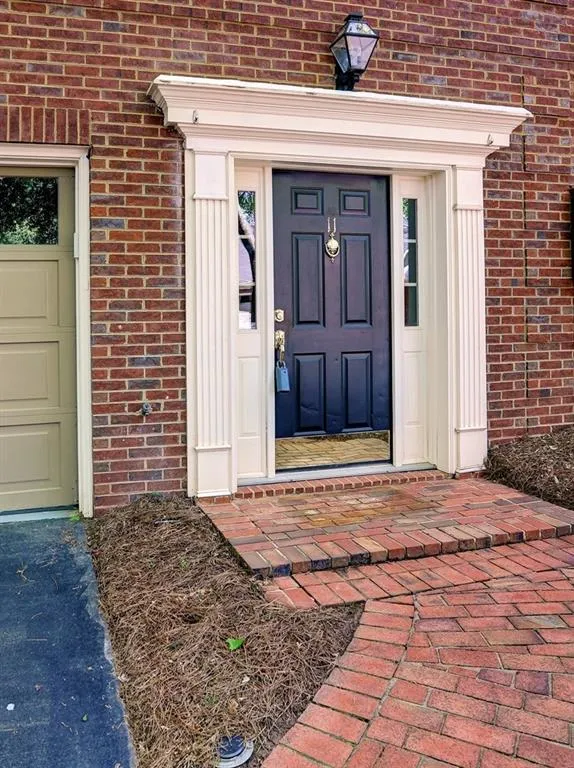 7155 Roswell Road Unit 11, Atlanta, Georgia 30328, 3 Bedrooms Bedrooms, ,2 BathroomsBathrooms,Residential,Sold,7155 Roswell Road Unit 11,6003795