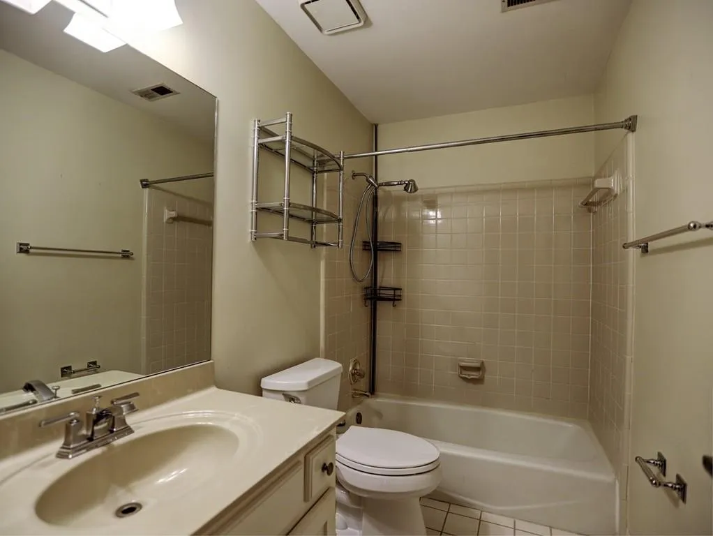 7155 Roswell Road Unit 11, Atlanta, Georgia 30328, 3 Bedrooms Bedrooms, ,2 BathroomsBathrooms,Residential,Sold,7155 Roswell Road Unit 11,6003795