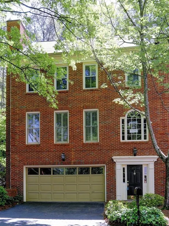 7155 Roswell Road Unit 11, Atlanta, Georgia 30328, 3 Bedrooms Bedrooms, ,2 BathroomsBathrooms,Residential,Sold,7155 Roswell Road Unit 11,6003795