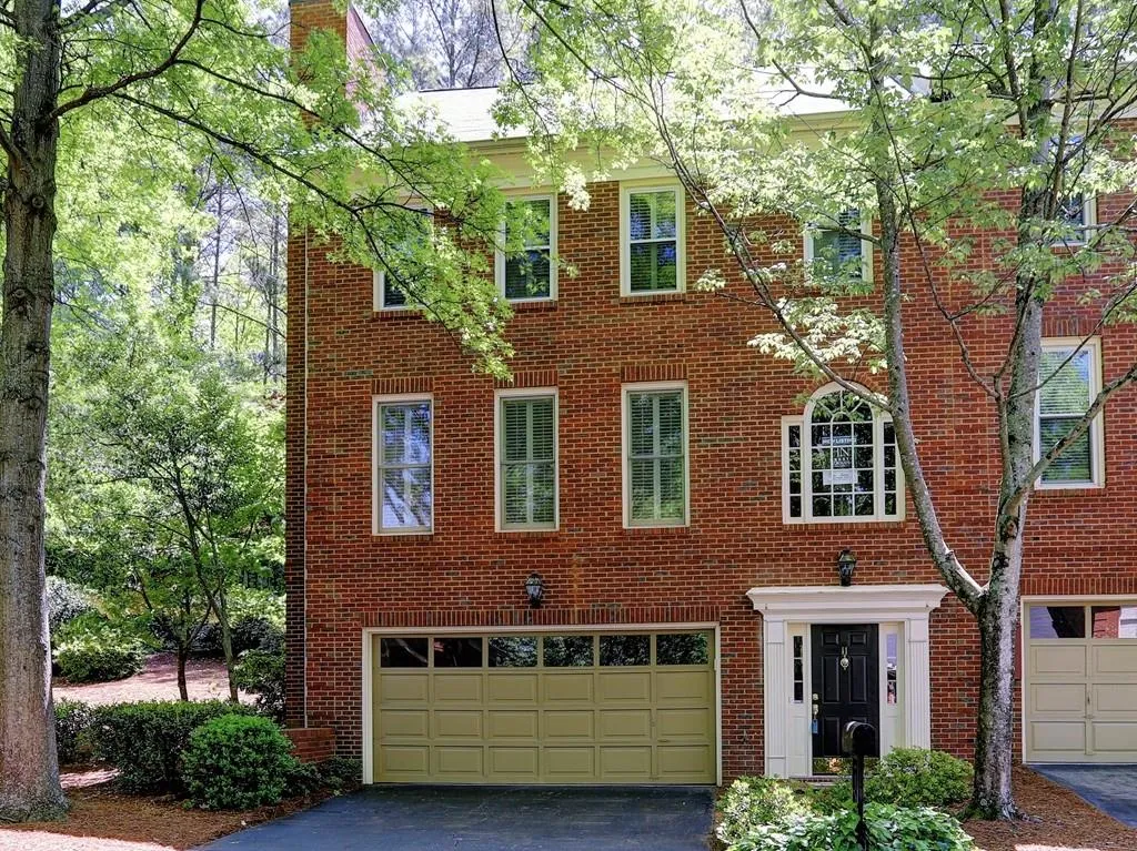 7155 Roswell Road Unit 11, Atlanta, Georgia 30328, 3 Bedrooms Bedrooms, ,2 BathroomsBathrooms,Residential,Sold,7155 Roswell Road Unit 11,6003795