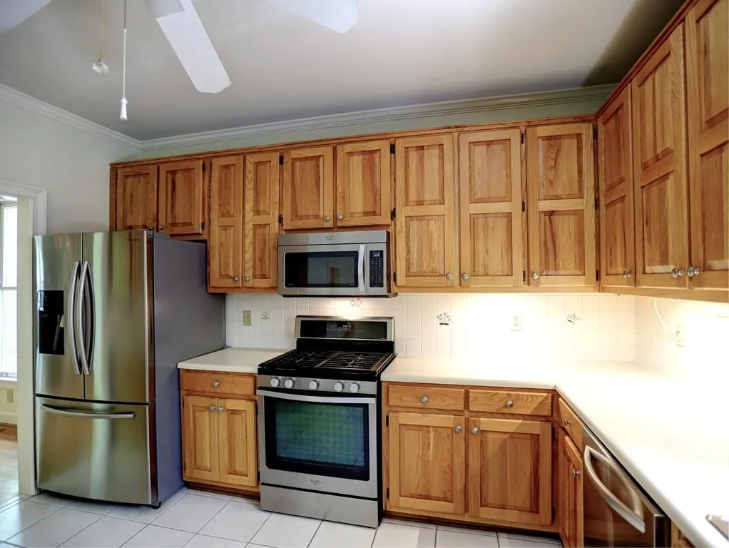 7155 Roswell Road Unit 11, Atlanta, Georgia 30328, 3 Bedrooms Bedrooms, ,2 BathroomsBathrooms,Residential,Sold,7155 Roswell Road Unit 11,6003795
