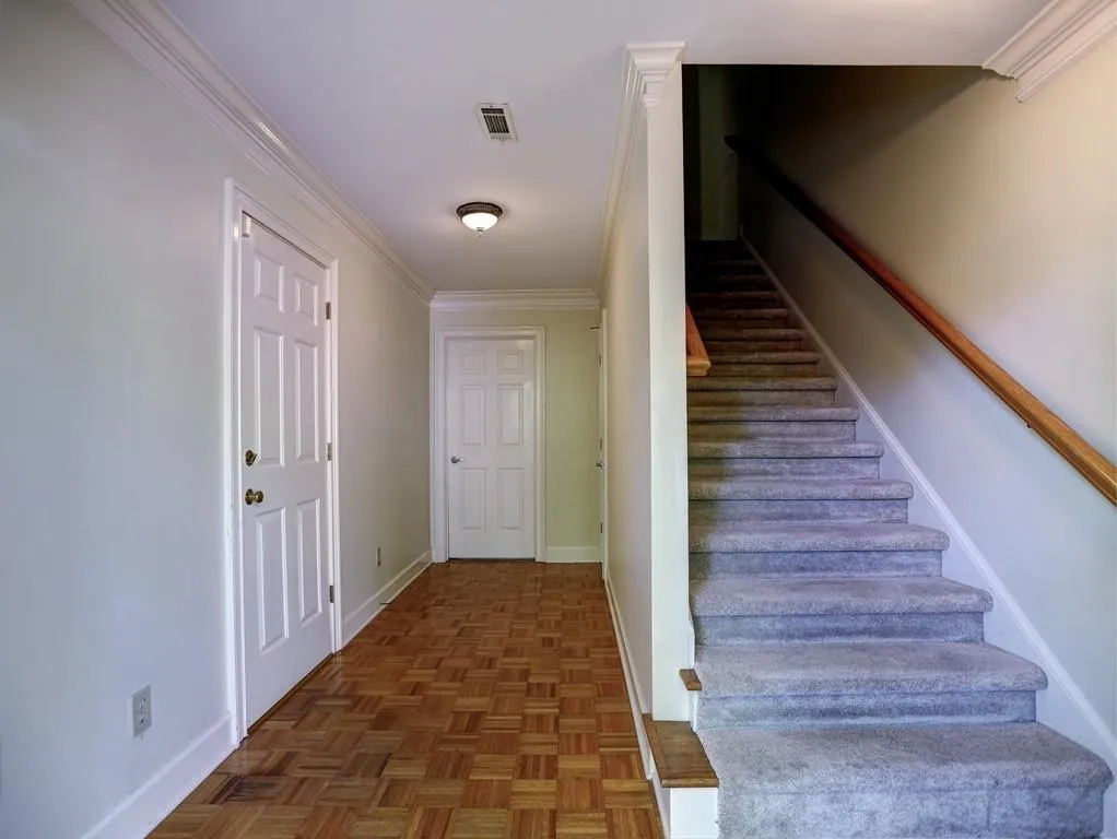 7155 Roswell Road Unit 11, Atlanta, Georgia 30328, 3 Bedrooms Bedrooms, ,2 BathroomsBathrooms,Residential,Sold,7155 Roswell Road Unit 11,6003795
