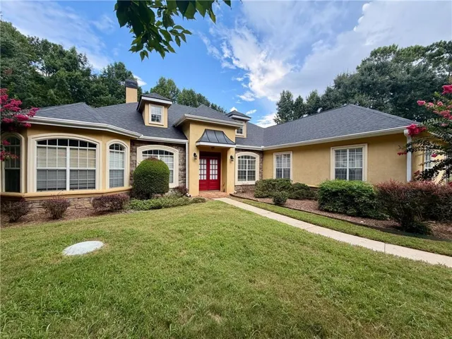 206 Enclave Lane, Newnan, Georgia 30263
