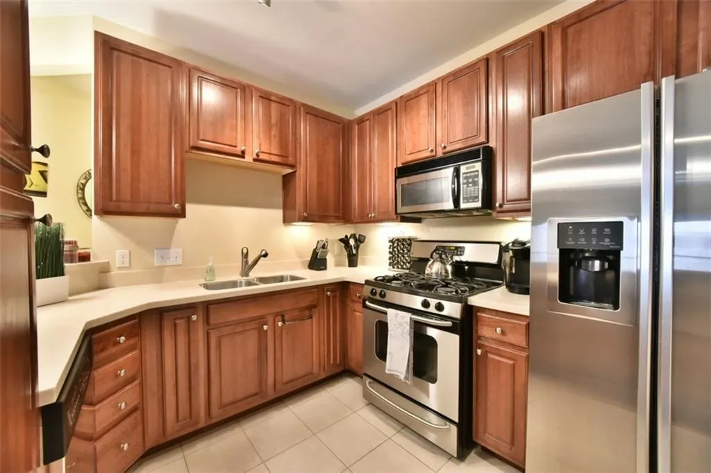 799 Hammond Drive Unit 317, Atlanta, Georgia 30328, 1 Bedroom Bedrooms, ,1 BathroomBathrooms,Residential,Sold,799 Hammond Drive Unit 317,5710631