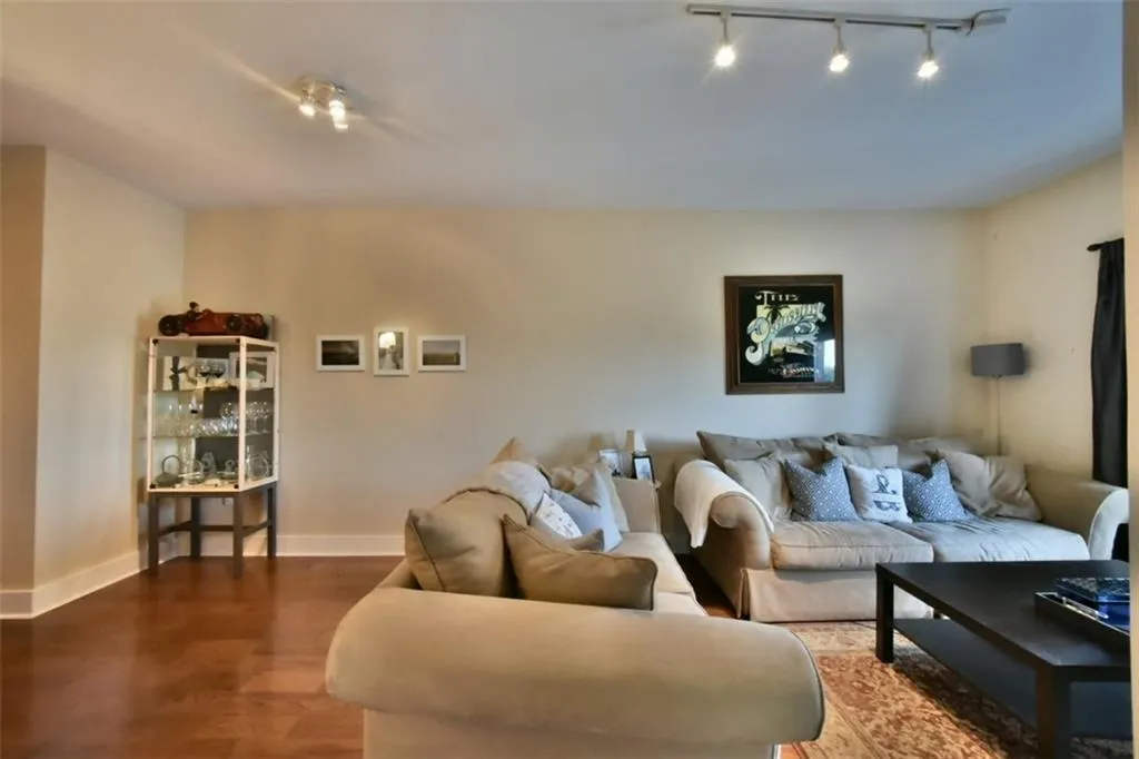 799 Hammond Drive Unit 317, Atlanta, Georgia 30328, 1 Bedroom Bedrooms, ,1 BathroomBathrooms,Residential,Sold,799 Hammond Drive Unit 317,5710631