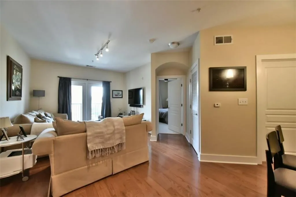 799 Hammond Drive Unit 317, Atlanta, Georgia 30328, 1 Bedroom Bedrooms, ,1 BathroomBathrooms,Residential,Sold,799 Hammond Drive Unit 317,5710631