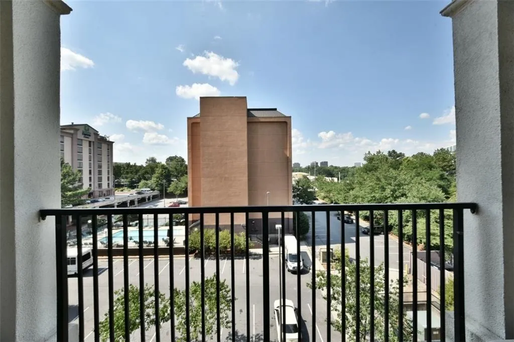 799 Hammond Drive Unit 317, Atlanta, Georgia 30328, 1 Bedroom Bedrooms, ,1 BathroomBathrooms,Residential,Sold,799 Hammond Drive Unit 317,5710631