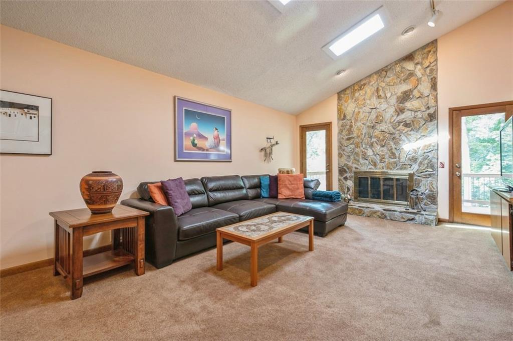 230 Brandon Place, Sandy Springs, Georgia 30328, 5 Bedrooms Bedrooms, ,3 BathroomsBathrooms,Residential,Sold,230 Brandon Place,7281332