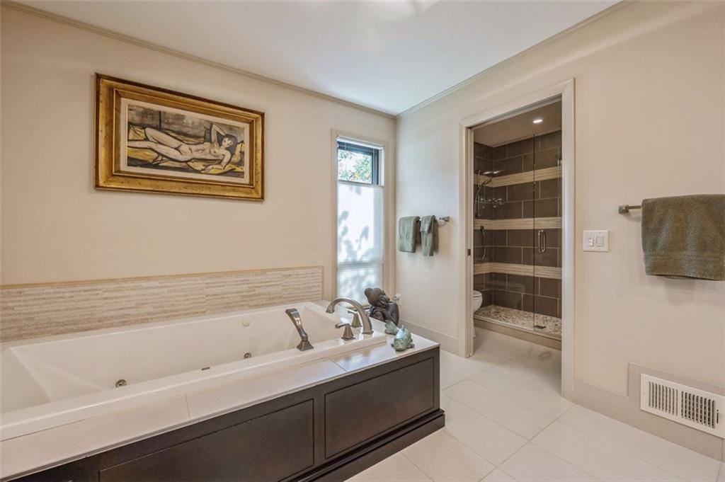 230 Brandon Place, Sandy Springs, Georgia 30328, 5 Bedrooms Bedrooms, ,3 BathroomsBathrooms,Residential,Sold,230 Brandon Place,7281332