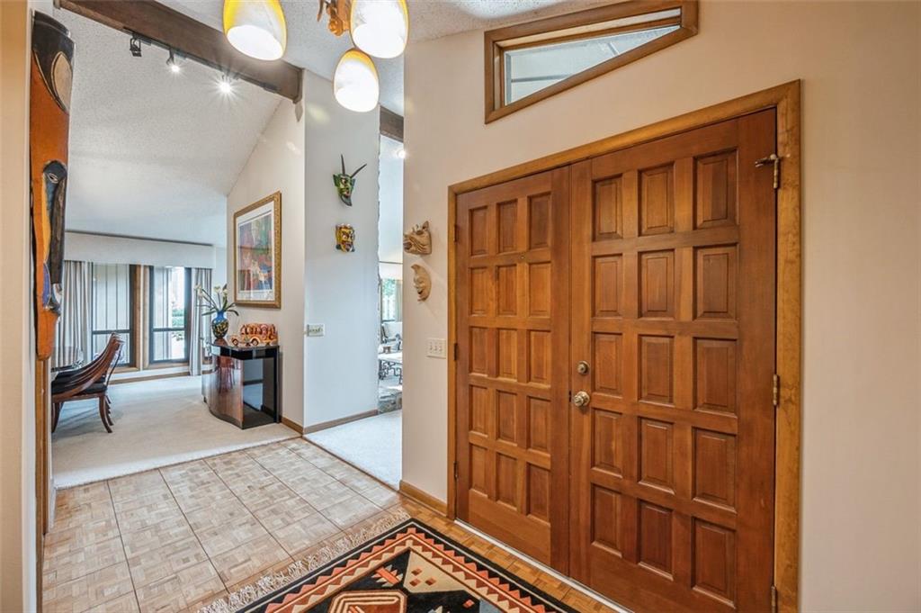 230 Brandon Place, Sandy Springs, Georgia 30328, 5 Bedrooms Bedrooms, ,3 BathroomsBathrooms,Residential,Sold,230 Brandon Place,7281332