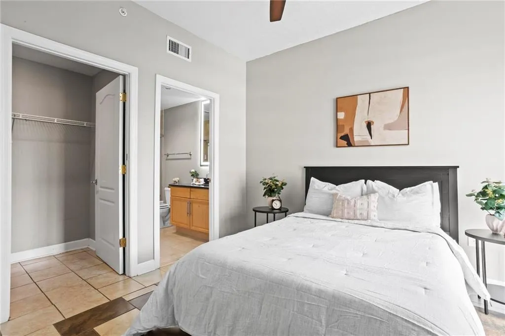 195 14th Street Ne Unit 604, Atlanta, Georgia 30309, 1 Bedroom Bedrooms, ,1 BathroomBathrooms,Residential,For Sale,195 14th Street Ne Unit 604,7666169