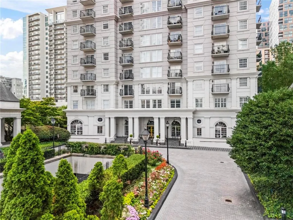 195 14th Street Ne Unit 604, Atlanta, Georgia 30309, 1 Bedroom Bedrooms, ,1 BathroomBathrooms,Residential,For Sale,195 14th Street Ne Unit 604,7666169