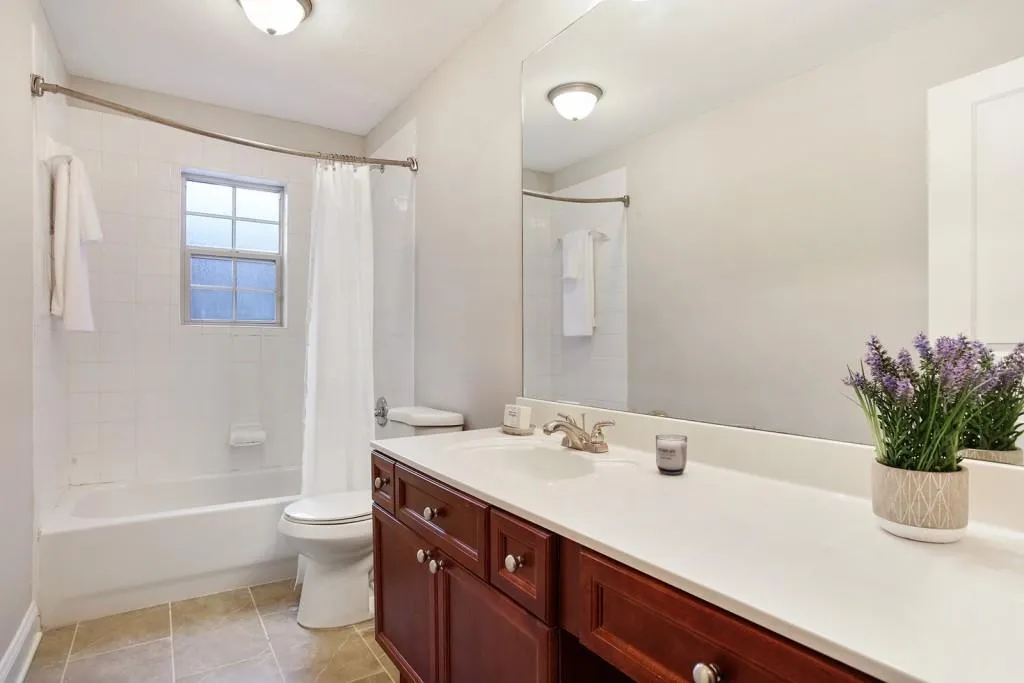 750 Dalrymple Road Ne Unit C1, Atlanta, Georgia 30328, 3 Bedrooms Bedrooms, ,2 BathroomsBathrooms,Residential,Sold,750 Dalrymple Road Ne Unit C1,5944690