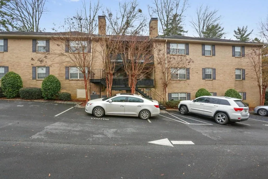 750 Dalrymple Road Ne Unit C1, Atlanta, Georgia 30328, 3 Bedrooms Bedrooms, ,2 BathroomsBathrooms,Residential,Sold,750 Dalrymple Road Ne Unit C1,5944690
