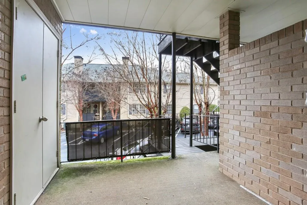 750 Dalrymple Road Ne Unit C1, Atlanta, Georgia 30328, 3 Bedrooms Bedrooms, ,2 BathroomsBathrooms,Residential,Sold,750 Dalrymple Road Ne Unit C1,5944690
