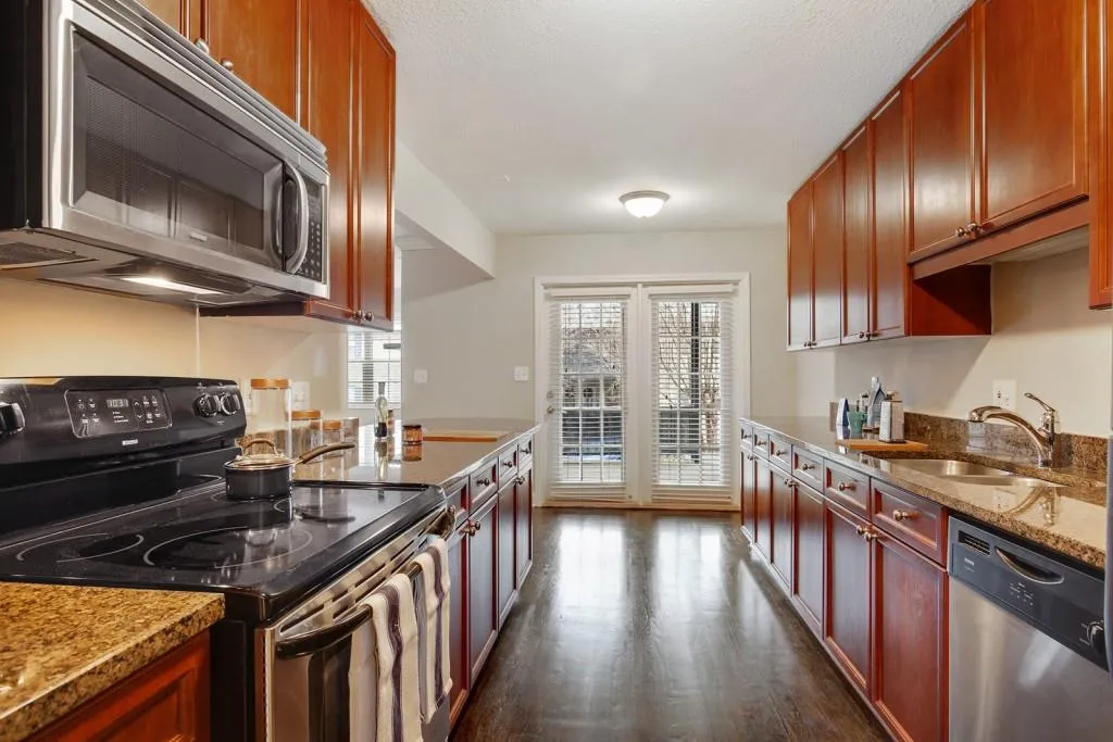 750 Dalrymple Road Ne Unit C1, Atlanta, Georgia 30328, 3 Bedrooms Bedrooms, ,2 BathroomsBathrooms,Residential,Sold,750 Dalrymple Road Ne Unit C1,5944690