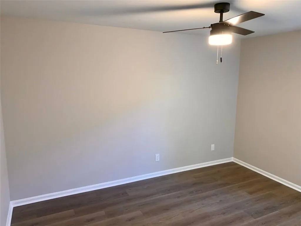 6700 Roswell Road Unit 31e, Sandy Springs, Georgia 30328, 2 Bedrooms Bedrooms, ,2 BathroomsBathrooms,Residential,Sold,6700 Roswell Road Unit 31e,7070554