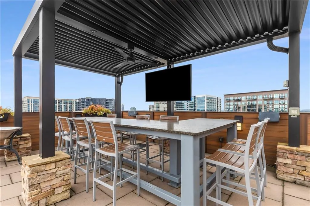 3180 Mathieson Drive Ne Unit 1010, Atlanta, Georgia 30305, 1 Bedroom Bedrooms, ,2 BathroomsBathrooms,Residential,For Sale,3180 Mathieson Drive Ne Unit 1010,7657727